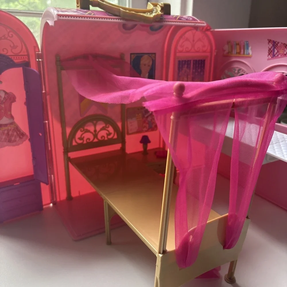 Barbie Princess Charm School Playset Doll House